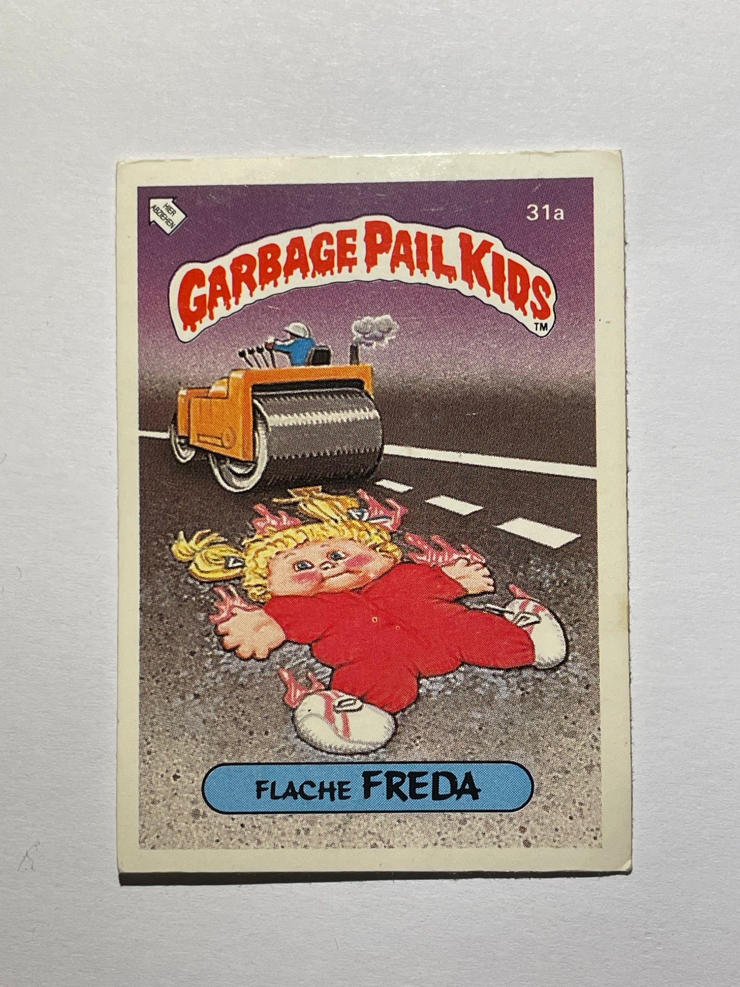Garbage Pail Kids | German Test Set | 1985 | FLACHE FREDA 31A | OS1 RUN DOWN RHONDA/FLAT PAT - Acrydis