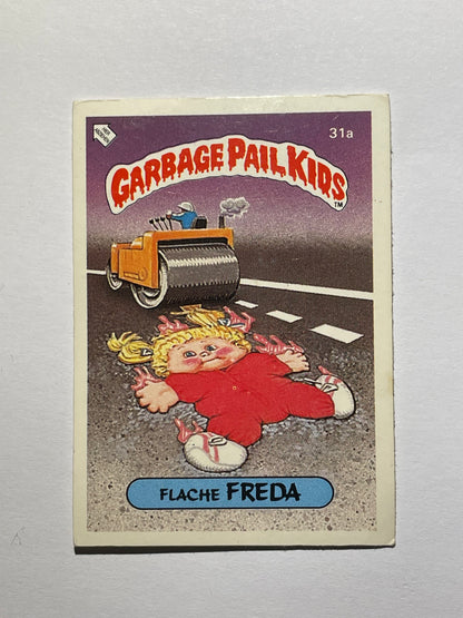 Garbage Pail Kids | German Test Set | 1985 | FLACHE FREDA 31A | OS1 RUN DOWN RHONDA/FLAT PAT - Acrydis