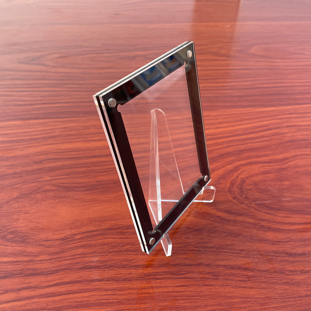 Magnetic Acrylic Protective Display For One Single Card (black)