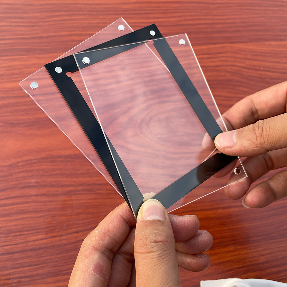 acrylic card sleeve Acrylic Card Holder (MAGNETIC) For One Single RAW Card - BLACK