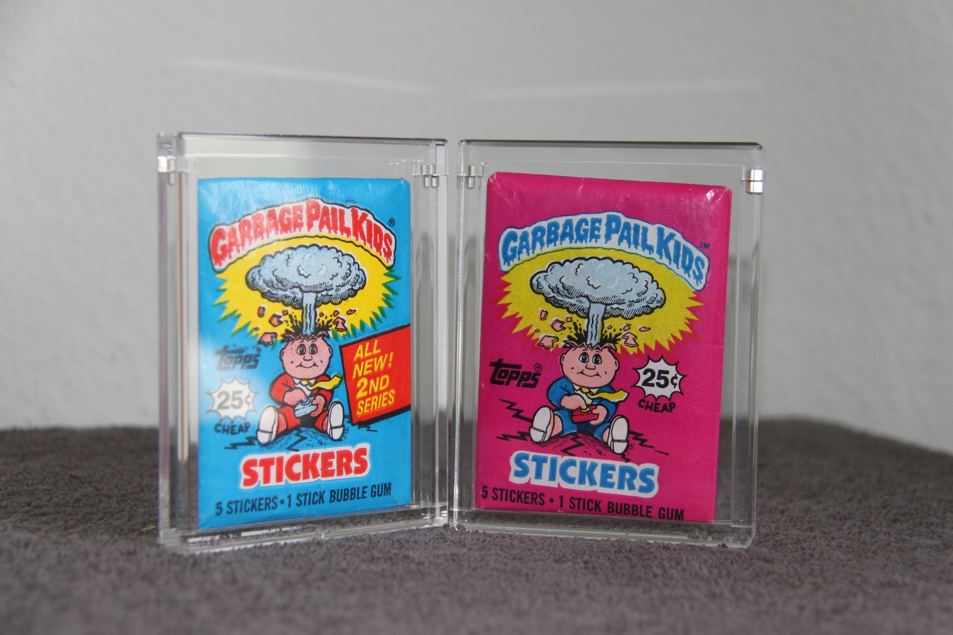 Protective Box for 2-1/2 inches by 3-1/2 inches, 1/4 thick wax packs. - Acrydis